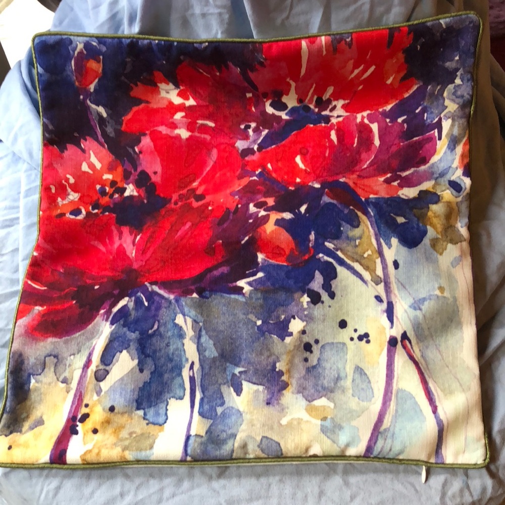 ✅ Throw Pillow Cover - Abstract Flower Painting